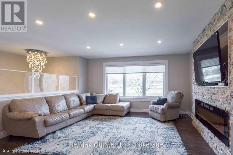 43 FRANKFORD ROAD, Belleville (Thurlow Ward), Ontario, K0K2B0
