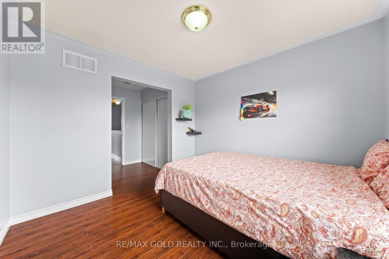 61 HERDWICK STREET, Brampton (Gore Industrial North), Ontario, L6S6L6