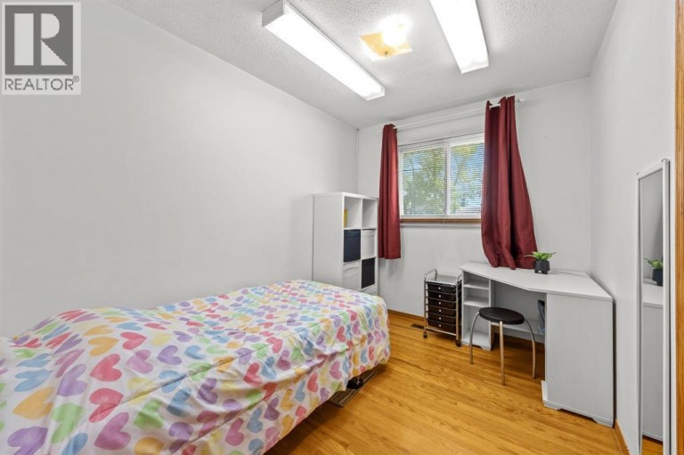 1307 Radisson Drive SE, Calgary, Alberta, T2A1Z3
