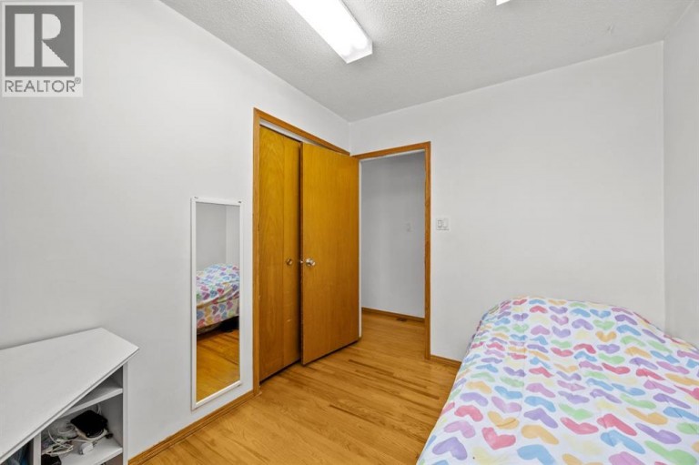 1307 Radisson Drive SE, Calgary, Alberta, T2A1Z3