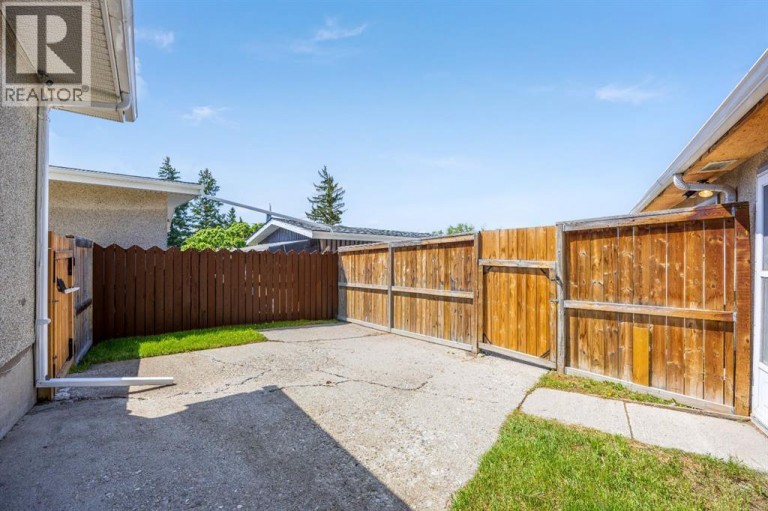 1307 Radisson Drive SE, Calgary, Alberta, T2A1Z3