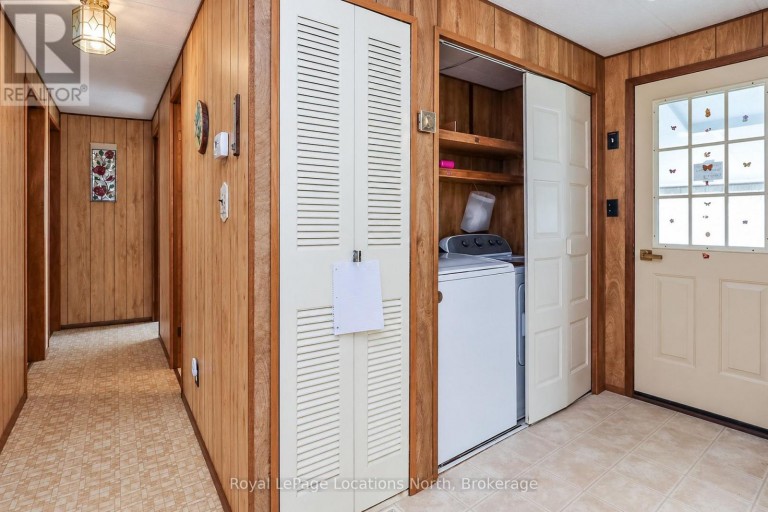 16 SINCLAIR AVENUE S, Wasaga Beach, Ontario, L9Z1K3