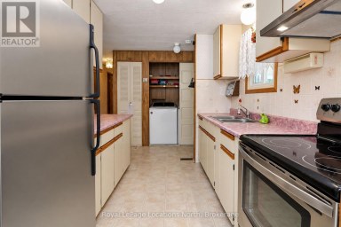 16 SINCLAIR AVENUE S Wasaga Beach Ontario photo 20