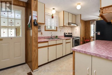 16 SINCLAIR AVENUE S Wasaga Beach Ontario photo 22