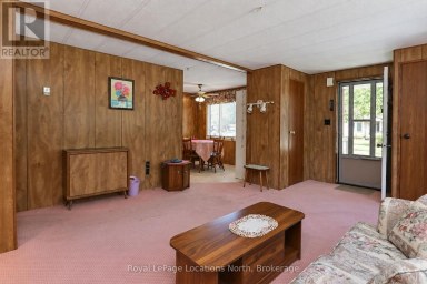 16 SINCLAIR AVENUE S Wasaga Beach Ontario photo 26