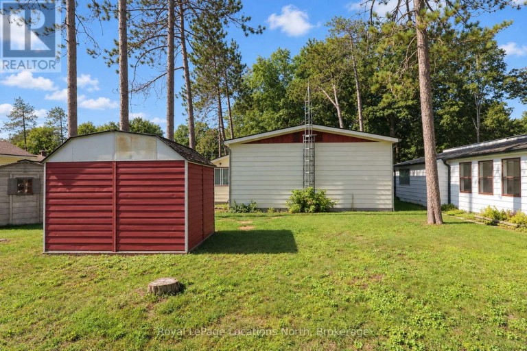 16 SINCLAIR AVENUE S, Wasaga Beach, Ontario, L9Z1K3