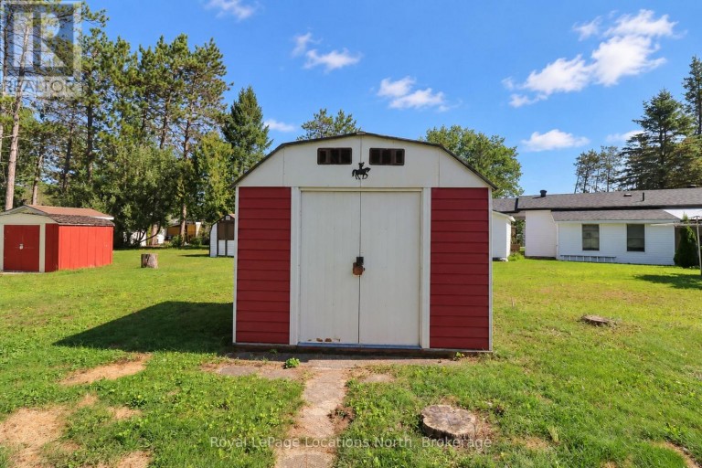 16 SINCLAIR AVENUE S, Wasaga Beach, Ontario, L9Z1K3