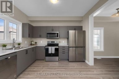 214 CUBITT STREET Clearview (Stayner) Ontario photo 10