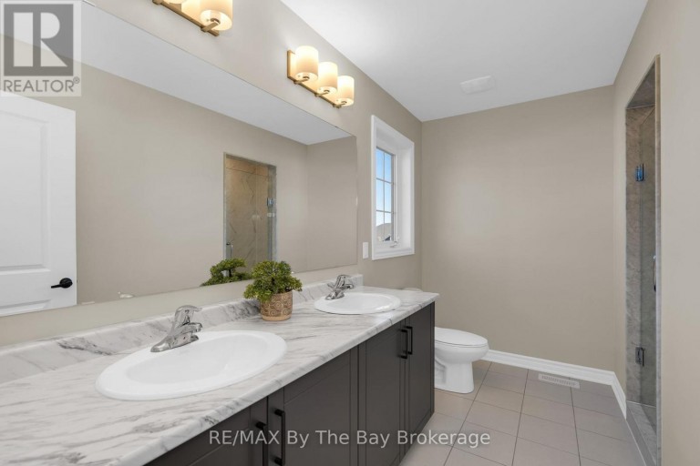 214 CUBITT STREET, Clearview (Stayner), Ontario, L0M1S0