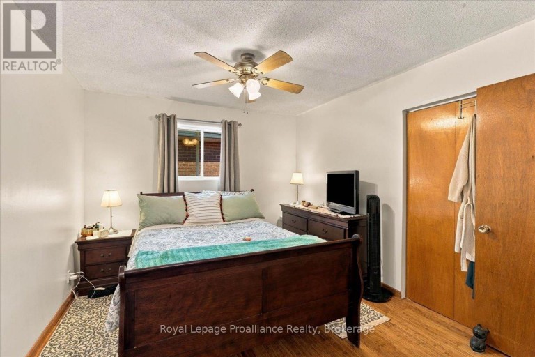 68 TRACEY STREET, Belleville (Belleville Ward), Ontario, K8P2R8