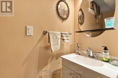 68 TRACEY STREET Belleville (Belleville Ward) Ontario photo 27