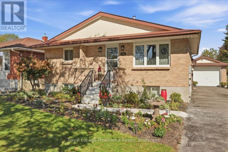 68 TRACEY STREET, Belleville (Belleville Ward), Ontario, K8P2R8