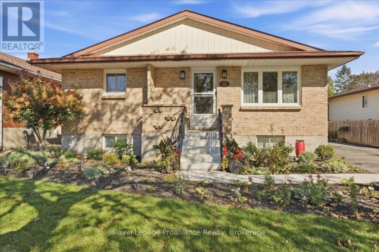 68 TRACEY STREET, Belleville (Belleville Ward), Ontario, K8P2R8