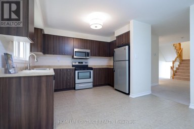 495 MEARNS AVENUE Clarington (Bowmanville) Ontario photo 3