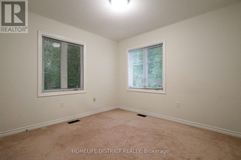 495 MEARNS AVENUE, Clarington (Bowmanville), Ontario, L1C5M5