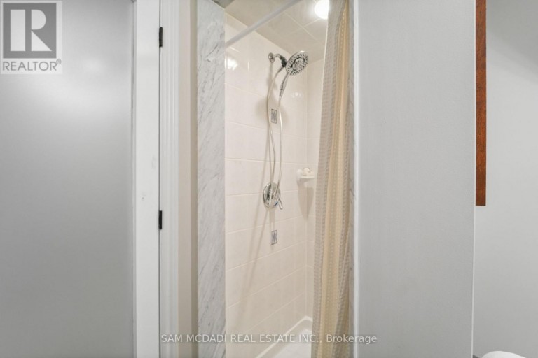 1273 QUEEN VICTORIA AVENUE, Mississauga (Lorne Park), Ontario, L5H3H2