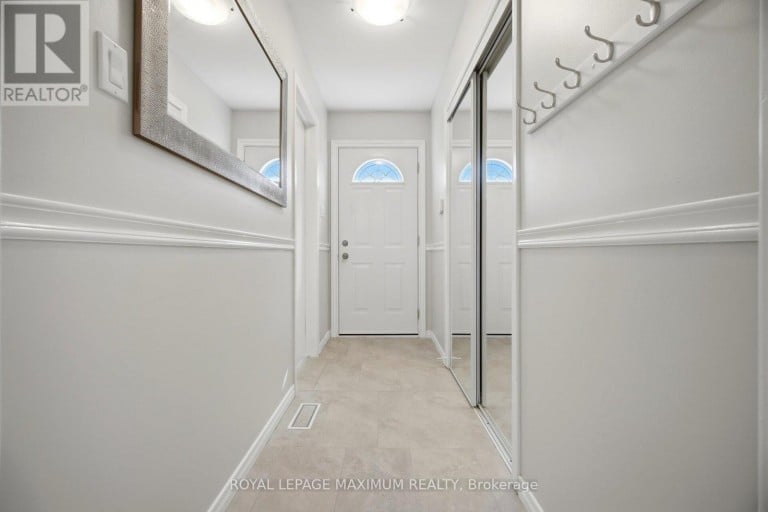 255 JOHN STREET, Toronto (Weston), Ontario, M9N1K1