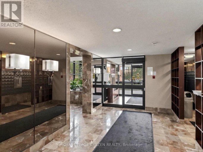 1005 - 100 COUNTY COURT BOULEVARD, Brampton (Fletcher's Creek South), Ontario, L6W3X1