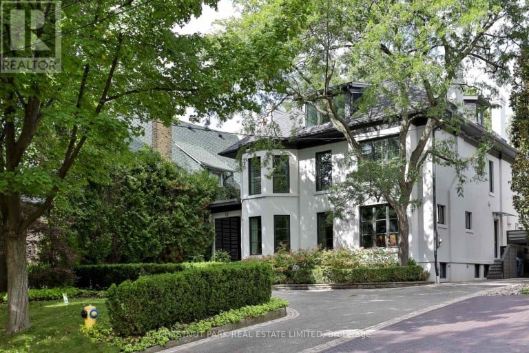 12 SHORNCLIFFE AVENUE, Toronto (Casa Loma), Ontario, M4V1T1