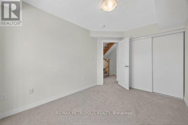 24 - 155 TAPSCOTT ROAD Toronto (Malvern) Ontario photo 17