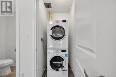 24 - 155 TAPSCOTT ROAD Toronto (Malvern) Ontario photo 8