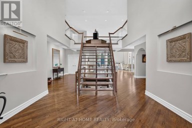 23 BRYSON DRIVE Richmond Hill (South Richvale) Ontario photo 4