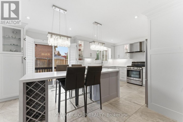 108 KILLIAN ROAD, Vaughan (Maple), Ontario, L6A1B3