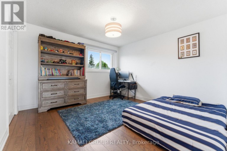 108 KILLIAN ROAD, Vaughan (Maple), Ontario, L6A1B3