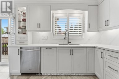 108 KILLIAN ROAD Vaughan (Maple) Ontario photo 9