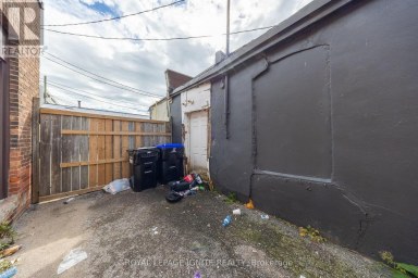 9 CLAPPTERTON STREET Barrie (City Centre) Ontario photo 46
