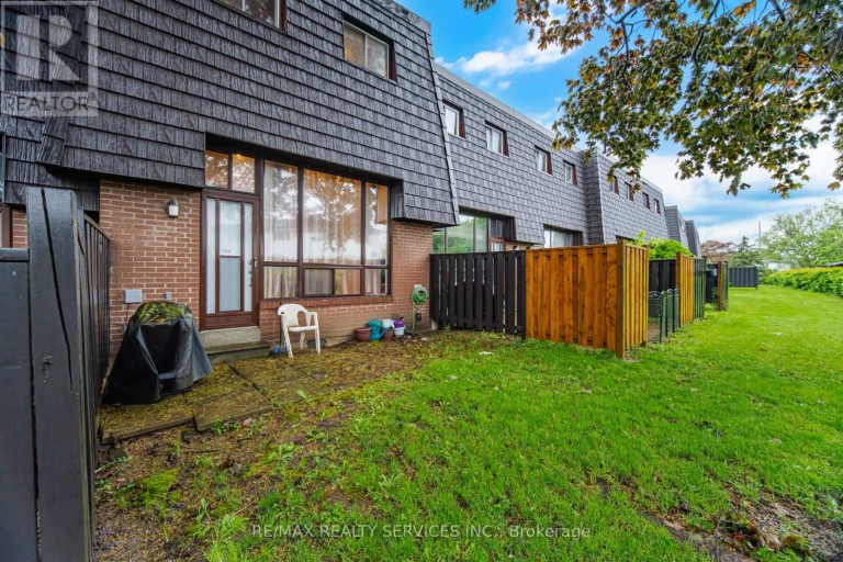 154 DARRAS COURT, Brampton (Southgate), Ontario, L6T1W7