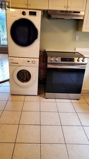 162B FINCH AVENUE EAST FINCH AVE. E. UNIT B STREET, Toronto (Newtonbrook East), Ontario, M2N4R9