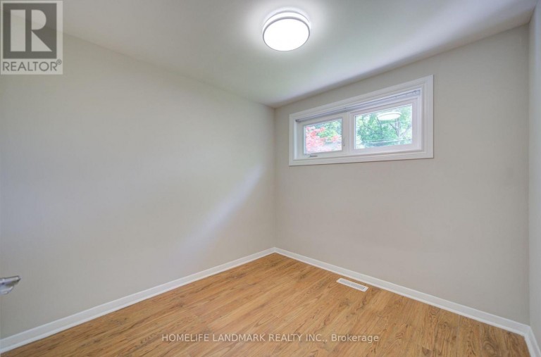 341 BLUE GRASS BOULEVARD, Richmond Hill (Crosby), Ontario, L4C3H3