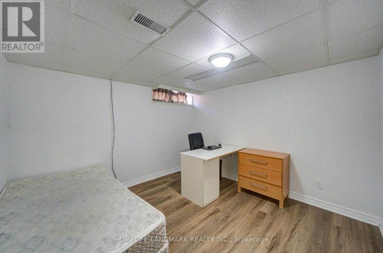 341 BLUE GRASS BOULEVARD, Richmond Hill (Crosby), Ontario, L4C3H3