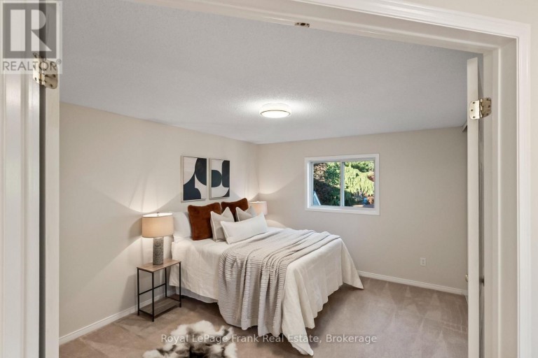 97 FIRWOOD AVENUE, Clarington (Courtice), Ontario, L1E3B3