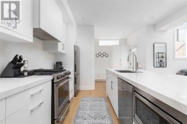 LOWER - 51 ALVIN AVENUE Toronto (Rosedale-Moore Park) Ontario photo 10