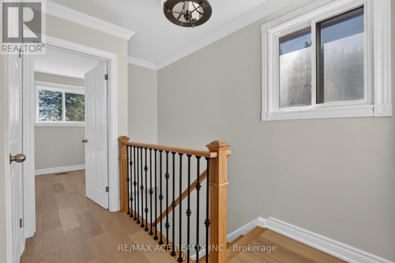 4 LINDEN AVENUE, Toronto (Kennedy Park), Ontario, M1K3H5