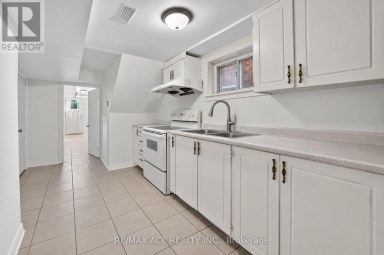 4 LINDEN AVENUE Toronto (Kennedy Park) Ontario photo 42