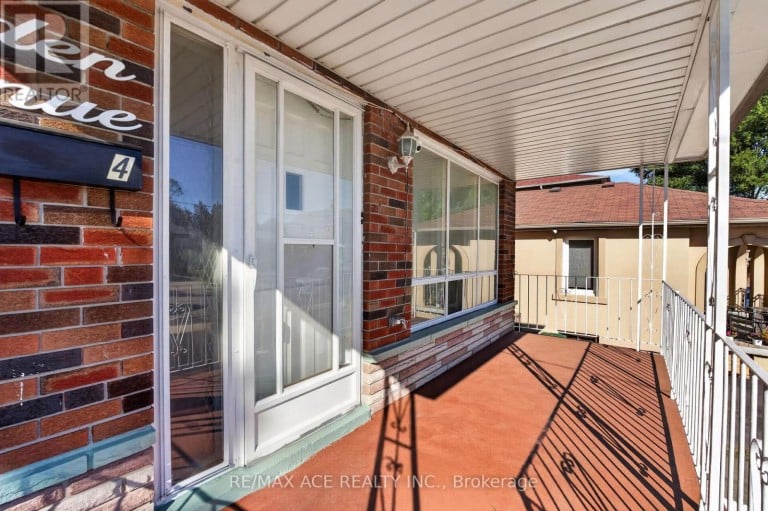 4 LINDEN AVENUE, Toronto (Kennedy Park), Ontario, M1K3H5