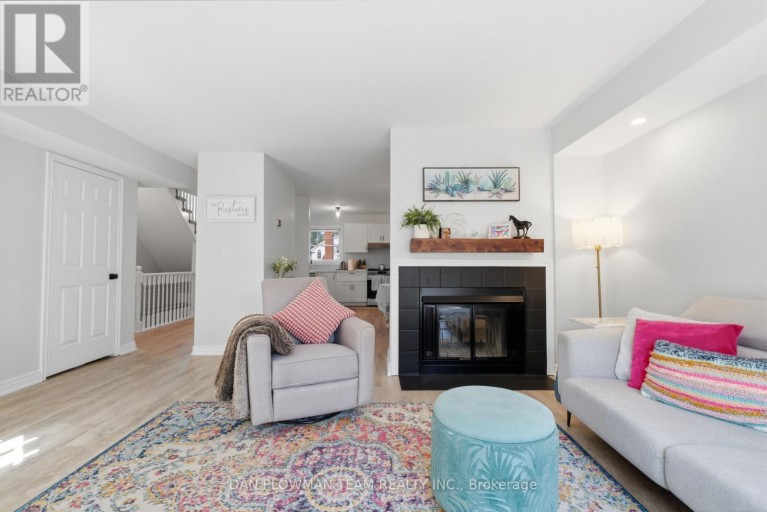 H11 - 76 - 1661 NASH ROAD, Clarington (Courtice), Ontario, L1E1S8
