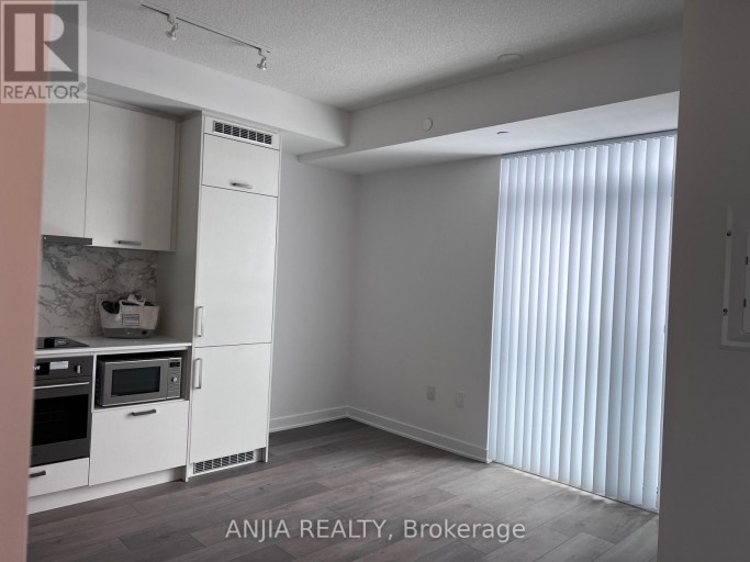 603 - 38 HONEYCRISP CRESCENT, Vaughan (Vaughan Corporate Centre), Ontario, L4K0M8