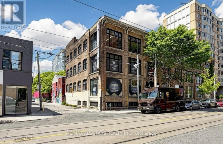 14 MCCAUL STREET, Toronto (Kensington-Chinatown), Ontario, M5T1V6
