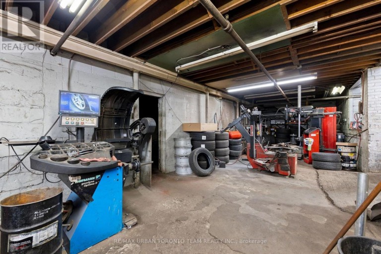 475/477 KING STREET E, Toronto (Moss Park), Ontario, M5A1L6