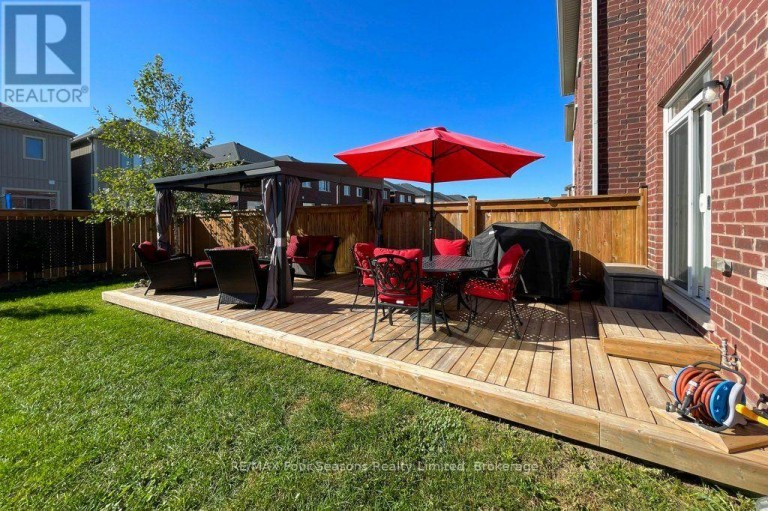 24 BARFOOT STREET, Collingwood, Ontario, L9Y3Y8