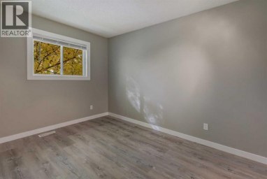 236 Cedarwood Park SW Calgary Alberta photo 19