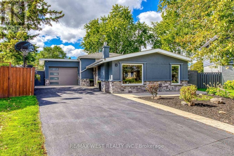 6 MILLVIEW COURT, Toronto (West Humber-Clairville), Ontario, M9W3K7