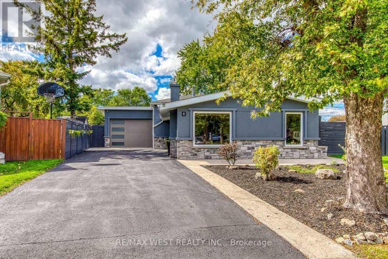 6 MILLVIEW COURT, Toronto (West Humber-Clairville), Ontario, M9W3K7