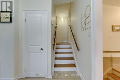 6 MILLVIEW COURT Toronto (West Humber-Clairville) Ontario photo 28