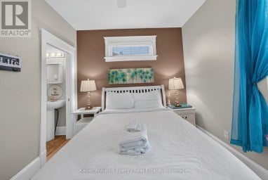 54 - 7 BUTTERNUT LANE Prince Edward County (Athol Ward) Ontario photo 16