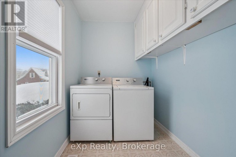 8 WEST STREET, Perth East (Milverton), Ontario, N0K1M0